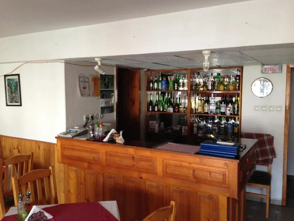 Смолян: Katerina Family Hotel