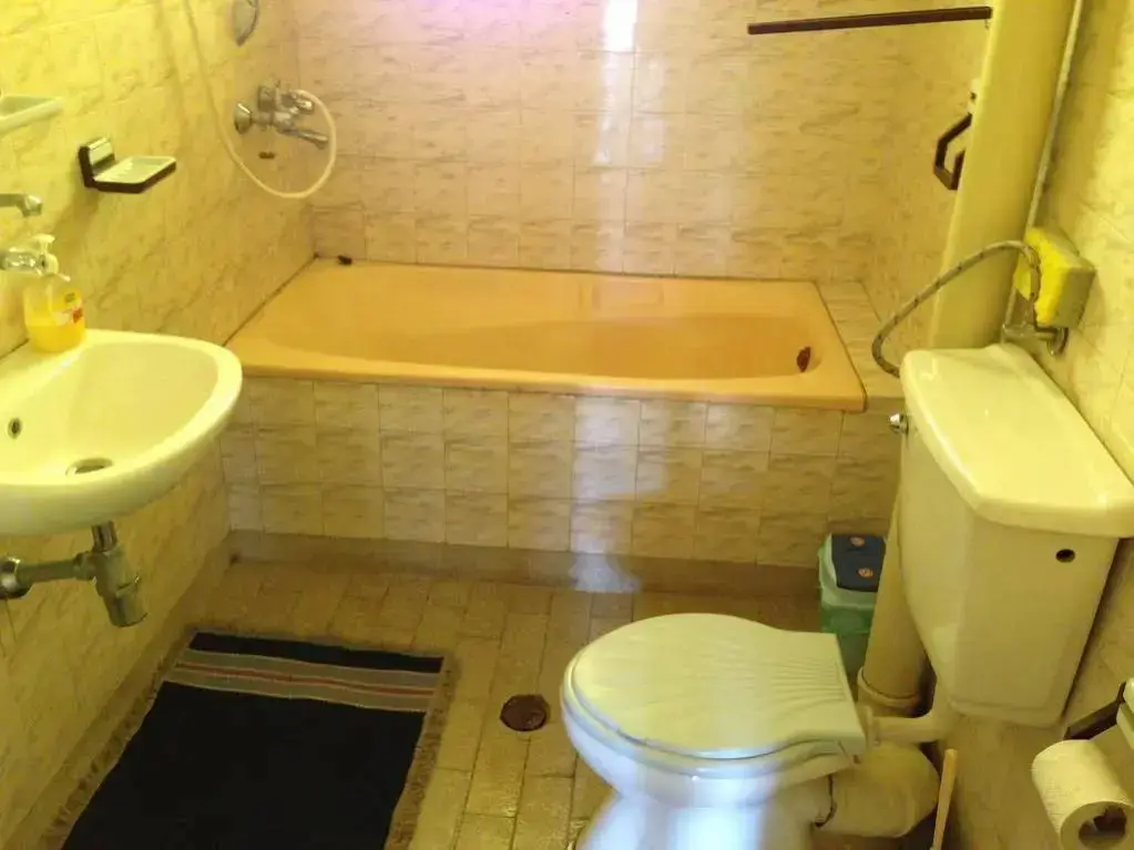 Смолян: Katya Guest House