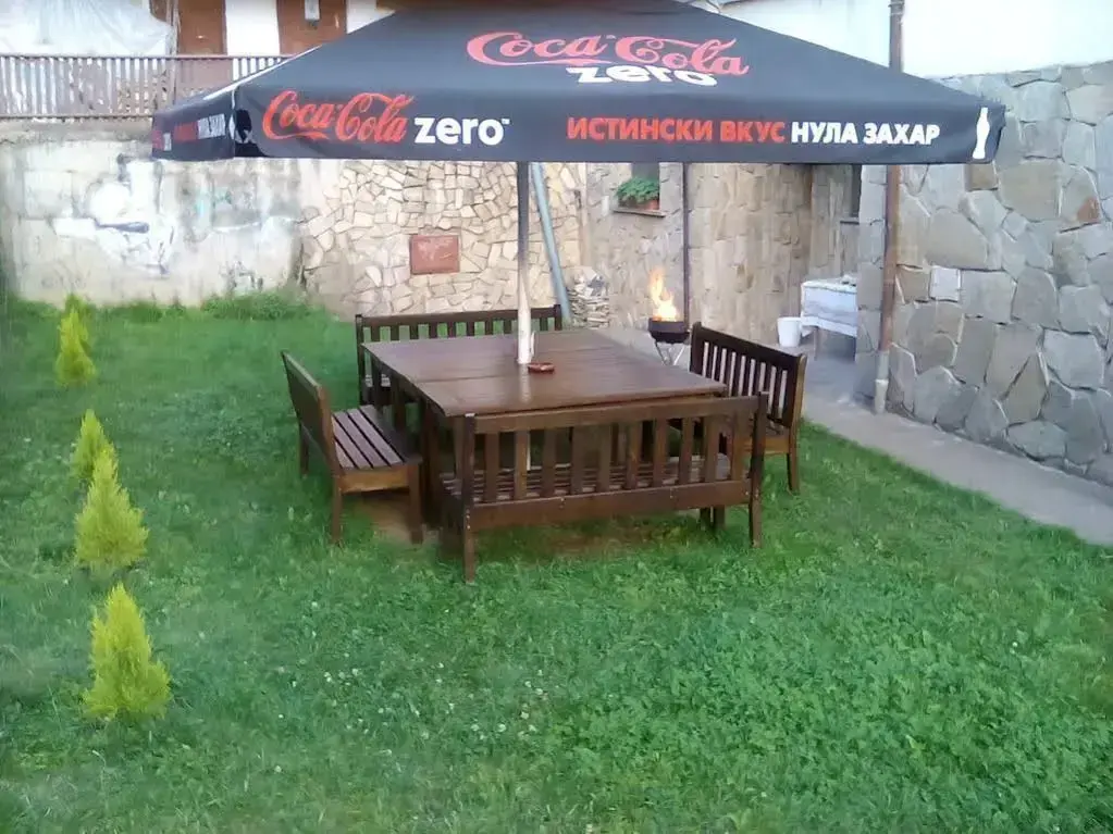 Смолян: Katya Guest House