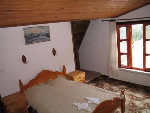 Чепеларе: Guest House Mariya