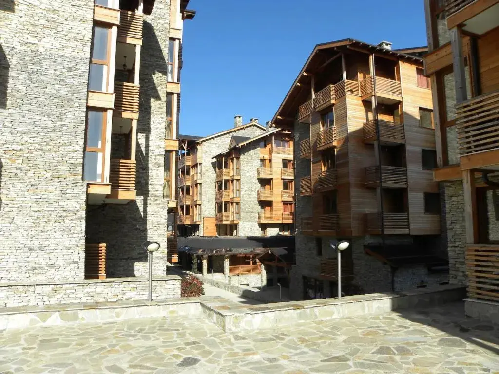 Банско: Saint Ivan Ski Apartments