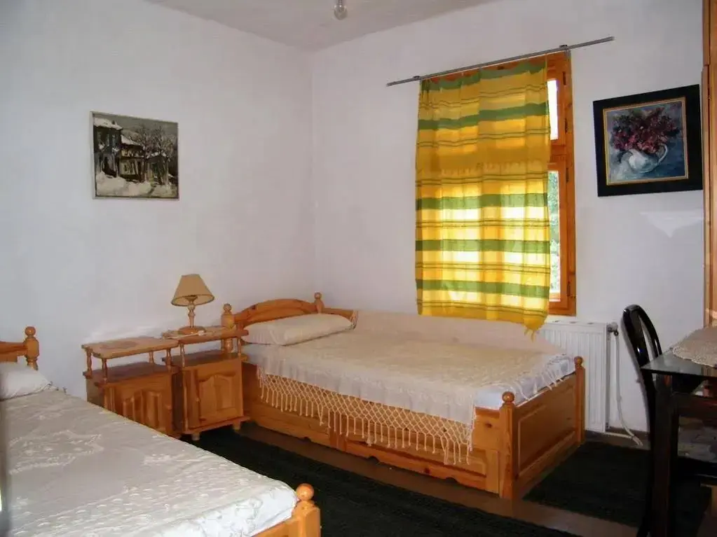 Горна-Оряховица: Four Seasons House