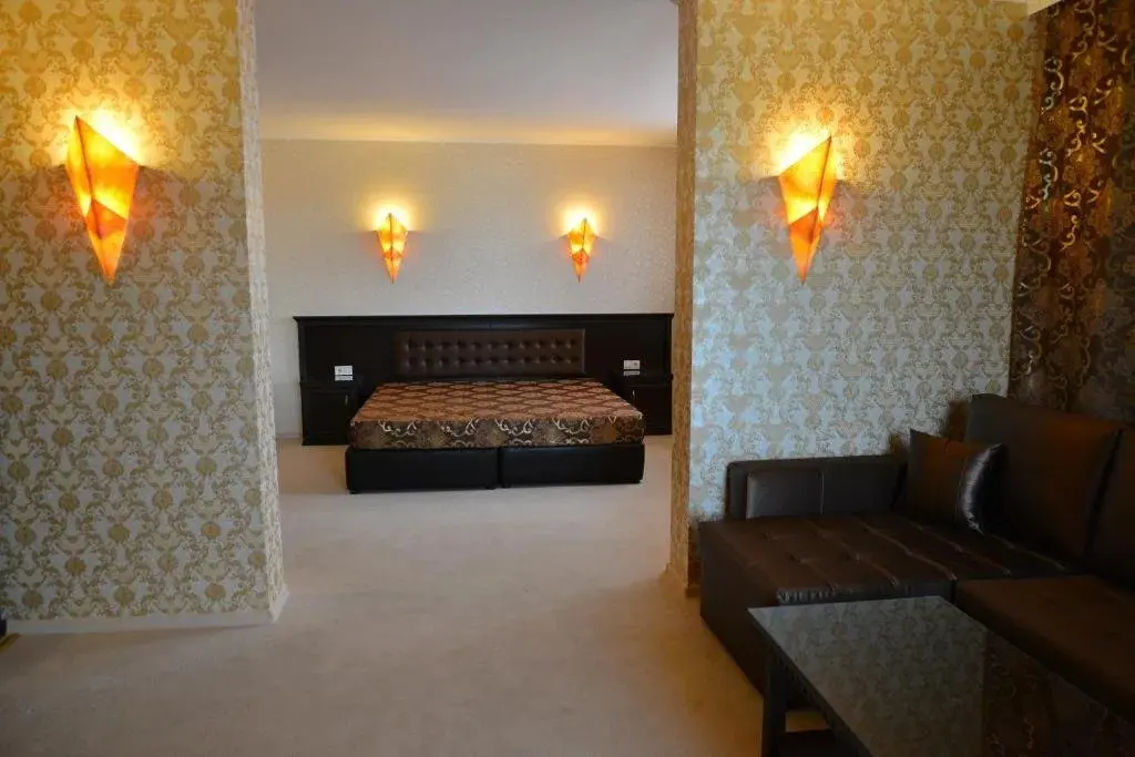 Димитровград: Chateau Hotel Trendafiloff