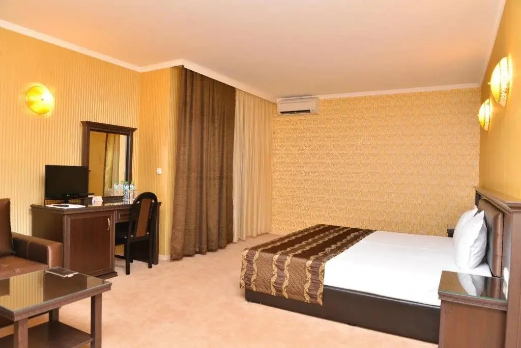 Димитровград: Chateau Hotel Trendafiloff