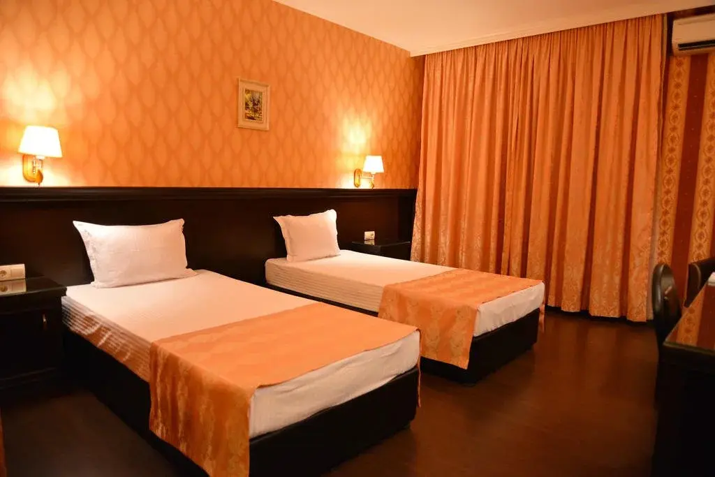 Димитровград: Chateau Hotel Trendafiloff