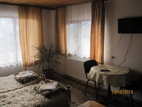 Semerdzhievi Guest Rooms — фото 1