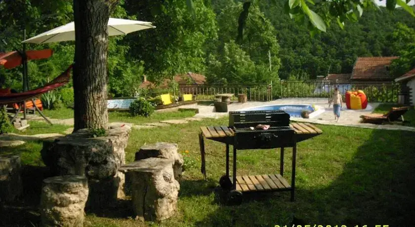 Горна-Оряховица: Guest House Bukovets