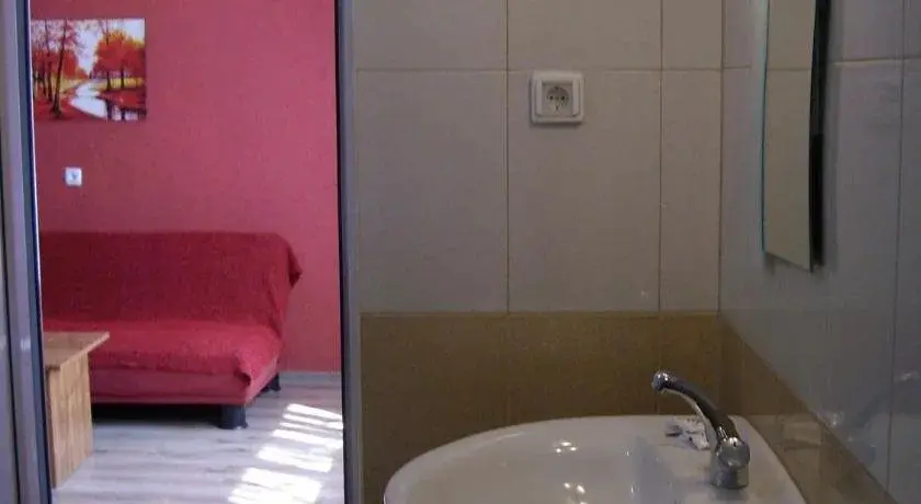 Ардино: Family Hotel Flora