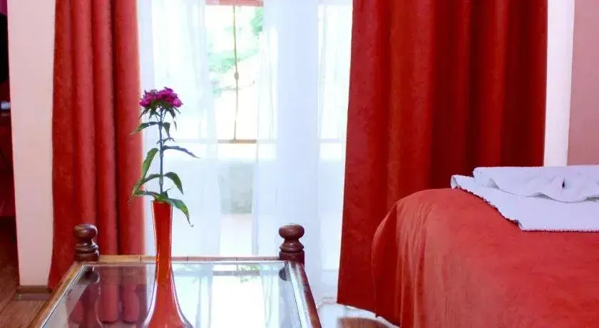 Ардино: Family Hotel Flora