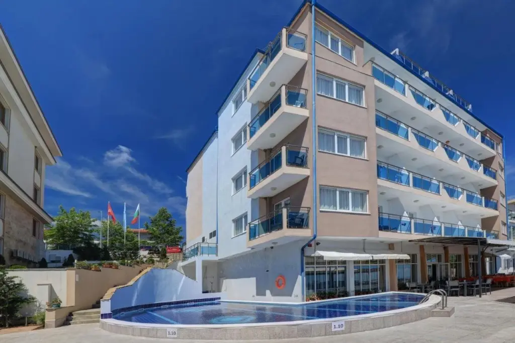 Обзор: Paraiso Beach - All Inclusive