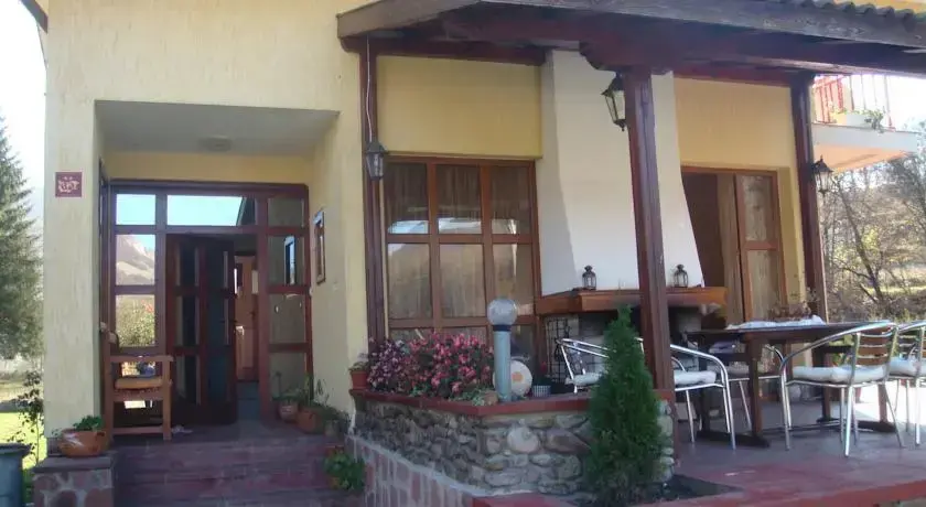 Троян: Villa Rai