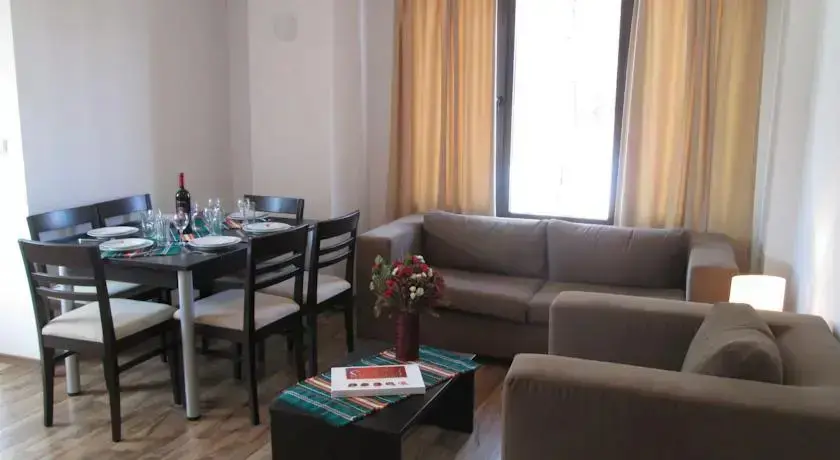 Банско: Ramada 2 Alexander Services Apartments