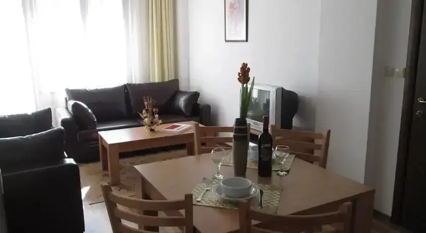 Банско: Ramada 2 Alexander Services Apartments