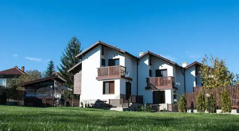 Правец: Villa Atika