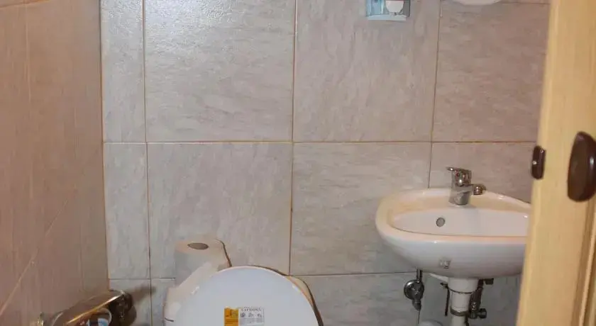 София: Deniz Hostel Han