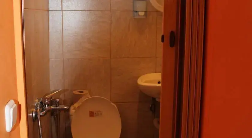 София: Deniz Hostel Han