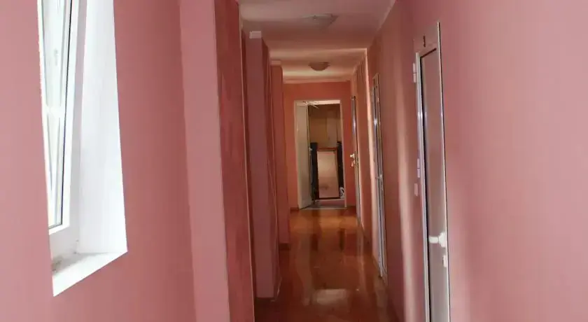 София: Deniz Hostel Han