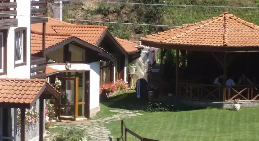 Чепеларе: Family Hotel Martin