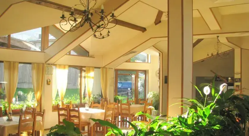 Чепеларе: Family Hotel Martin