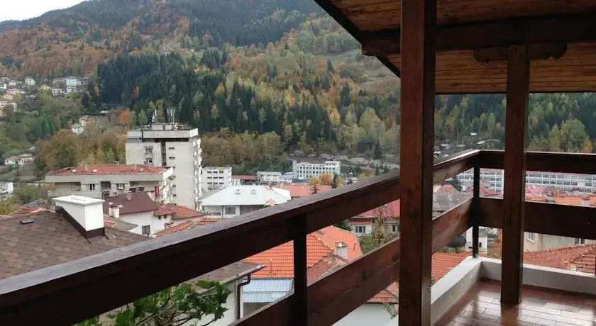 Смолян: Margaritov Guest House