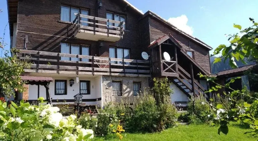 Смолян: Chapov Guest Rooms