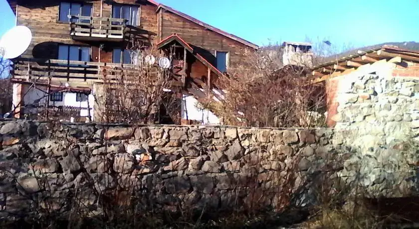 Смолян: Chapov Guest Rooms