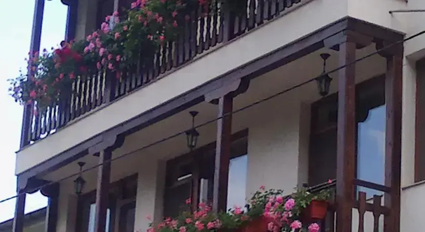 Троян: Hera Guest House