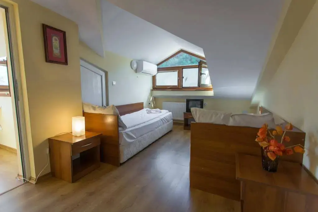 Троян: Hera Guest House