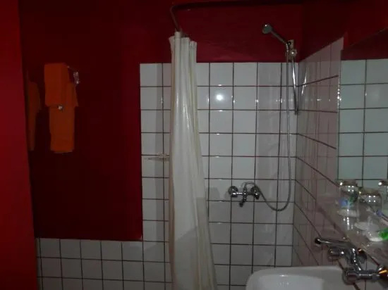 Троян: Villa Colour