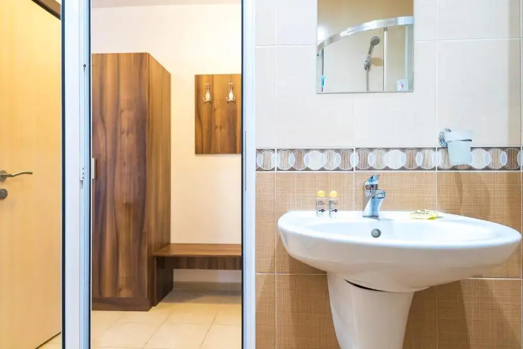 Солнечный берег: Admiral Plaza Hotel