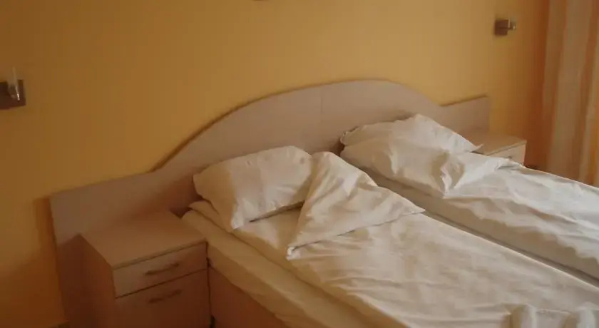 Свети Влас: Niki Guest House