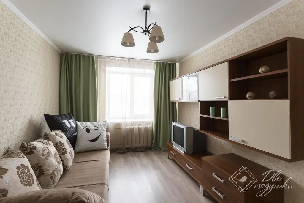 Вологда: Dve Podushki Na Preminina 4 Flat