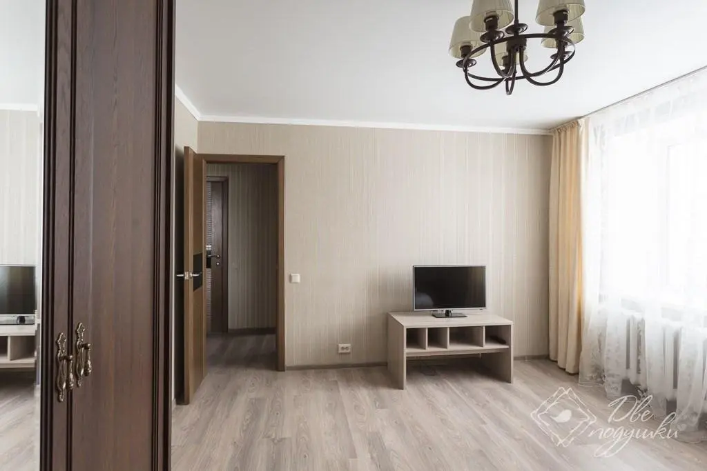Вологда: Dve Podushki Na Preminina 4 Flat
