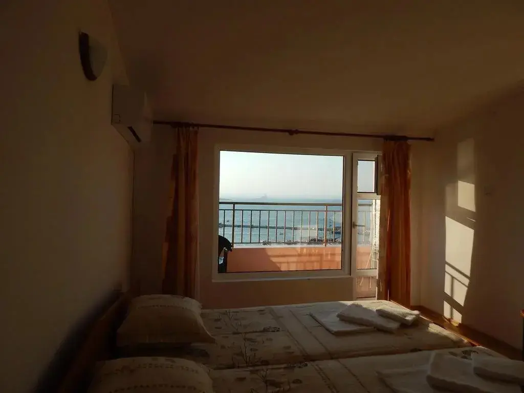 Созополь: Tony Guest House