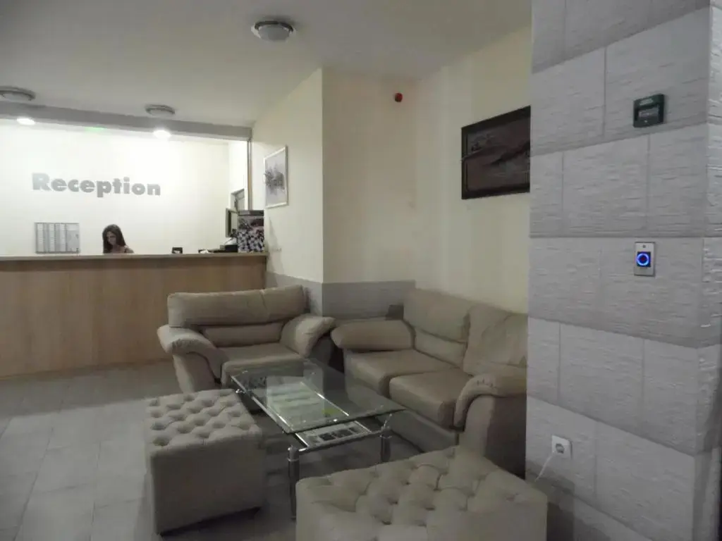 Варна: Golden Maria Apartment Yalta Complex