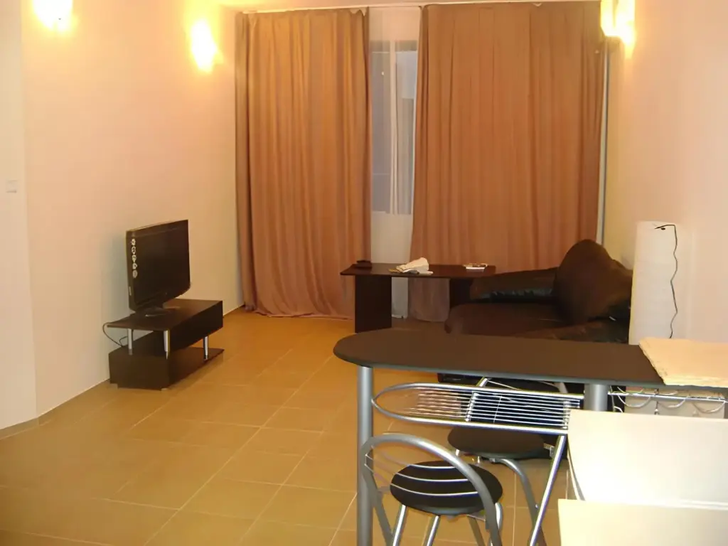 Варна: Golden Maria Apartment Yalta Complex