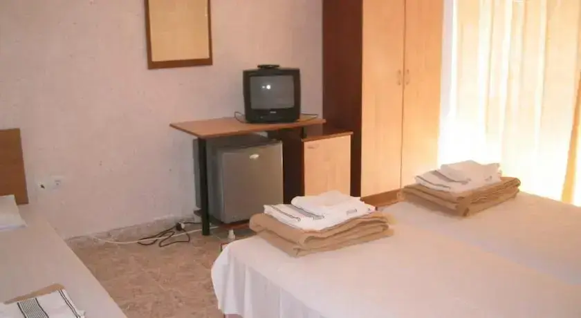Свети Влас: Family Hotel Santorini