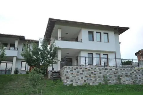 Villas Izgreva — фото 1