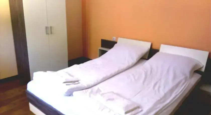 Троян: Family Sport Guest House
