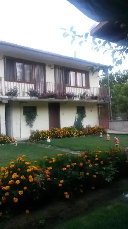 Баня: Elena Guest House