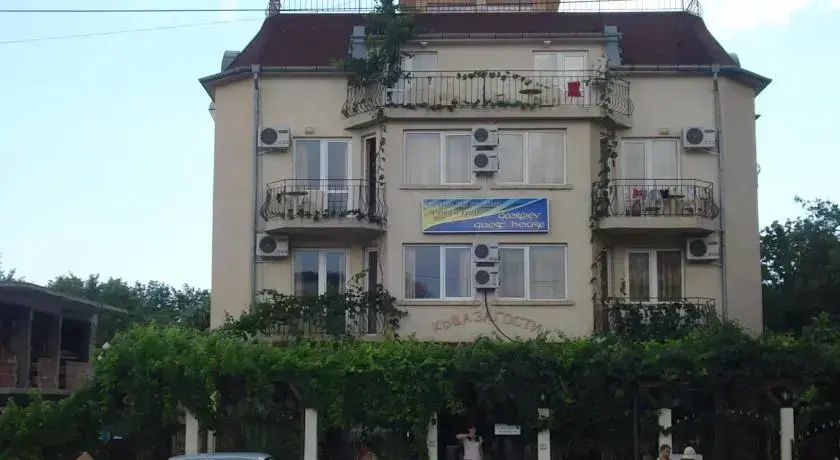 Равда: Georgiev Guest House