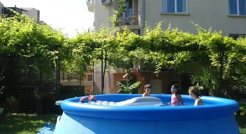 Равда: Georgiev Guest House