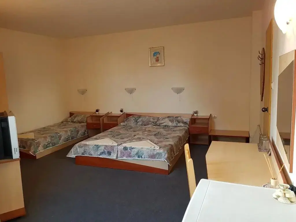 Равда: Krasi Hotel