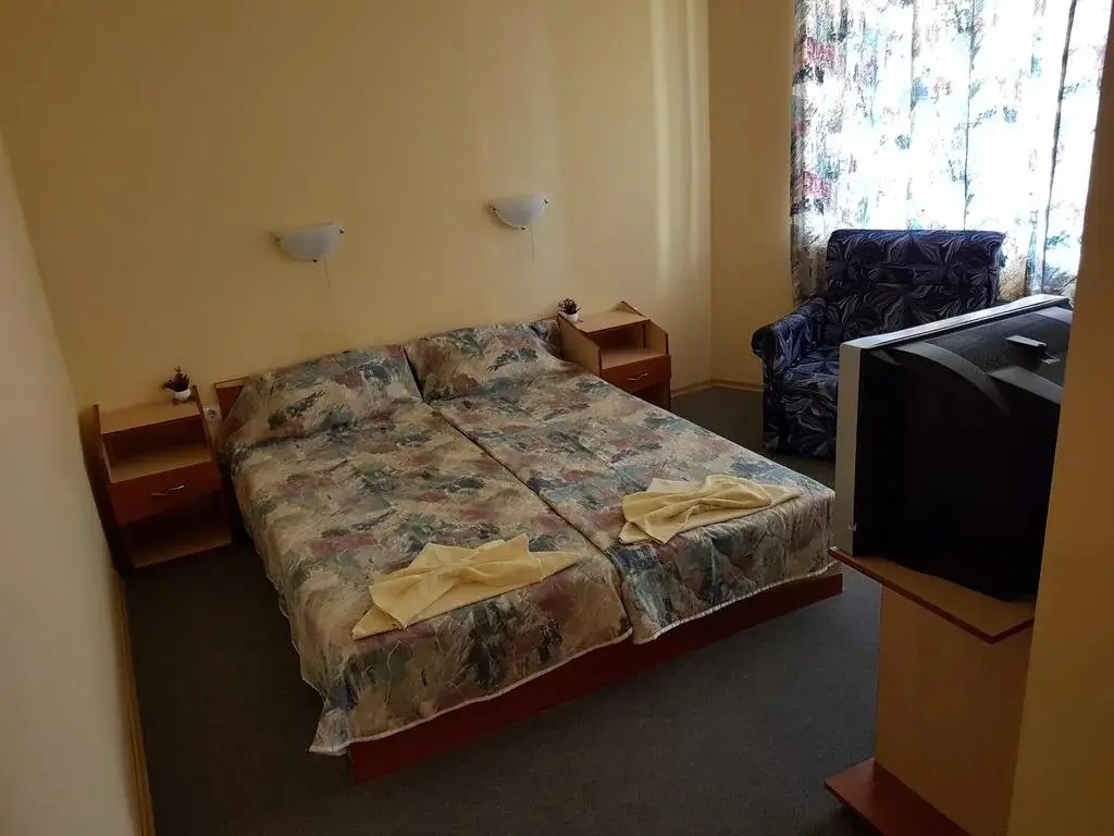 Равда: Krasi Hotel