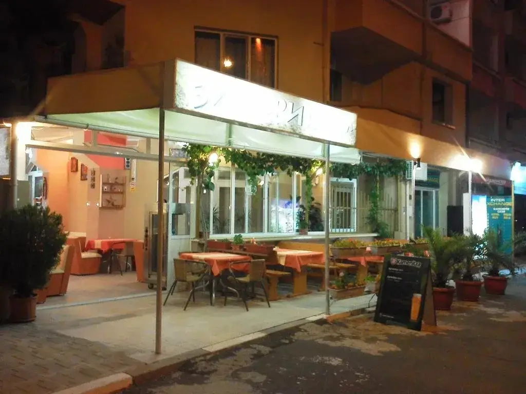 Равда: Krasi Hotel