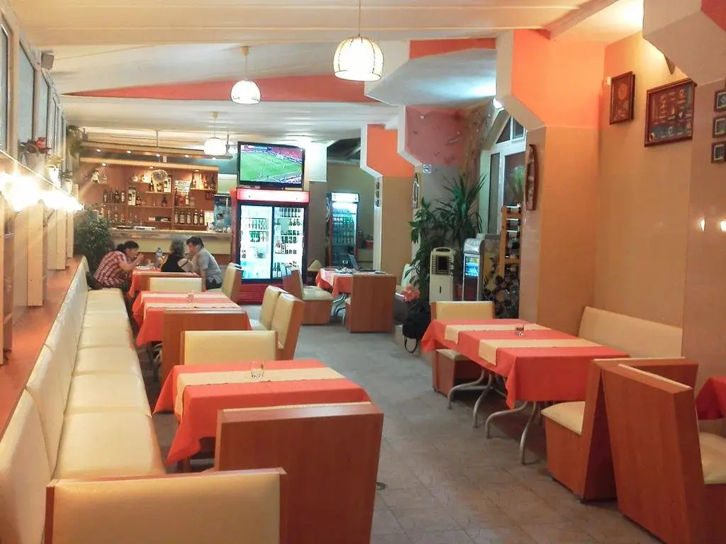 Равда: Krasi Hotel