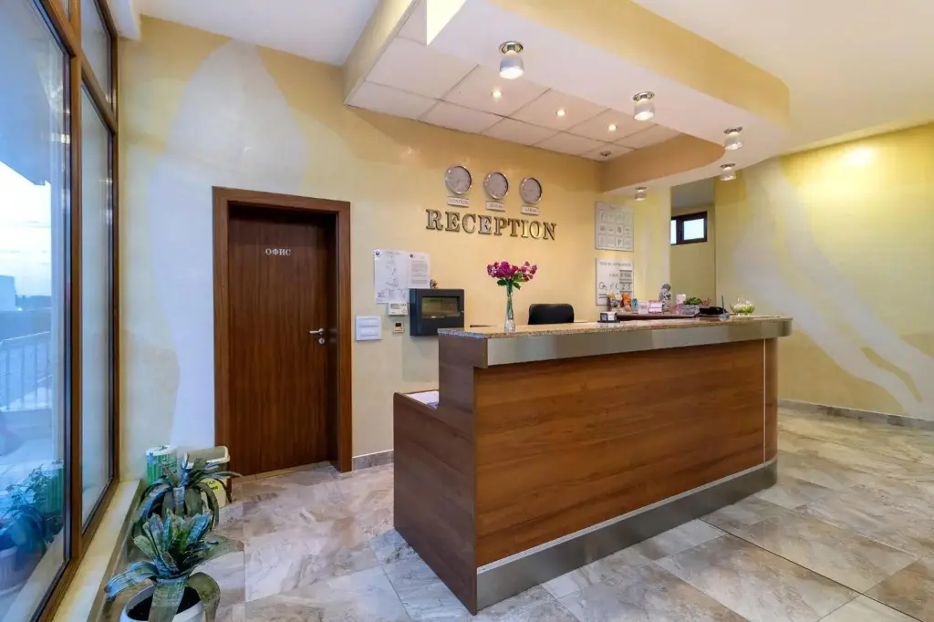 Варна: Adamo Hotel