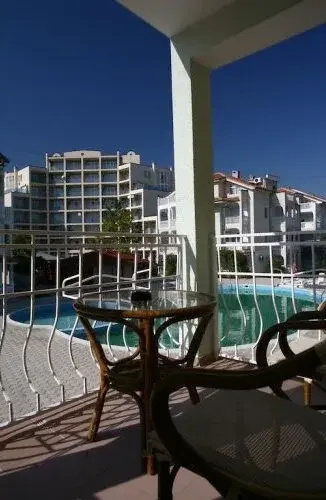 Солнечный берег: Family Hotel Casa Brava