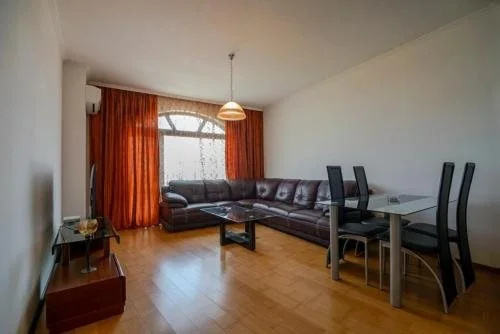 Варна: Purple Star Apartments
