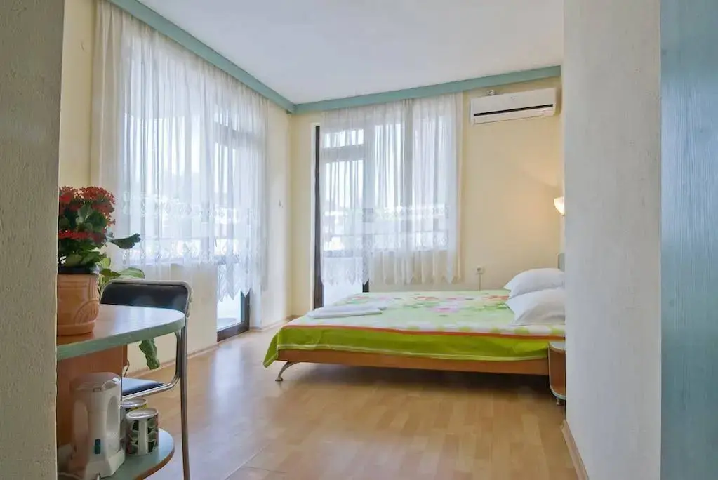 Приморско: Vania Guest House